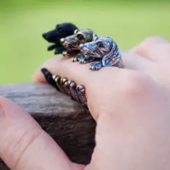 3/$15 Dachshund doxie lovers ring antique silver color - Picture 3 of 3